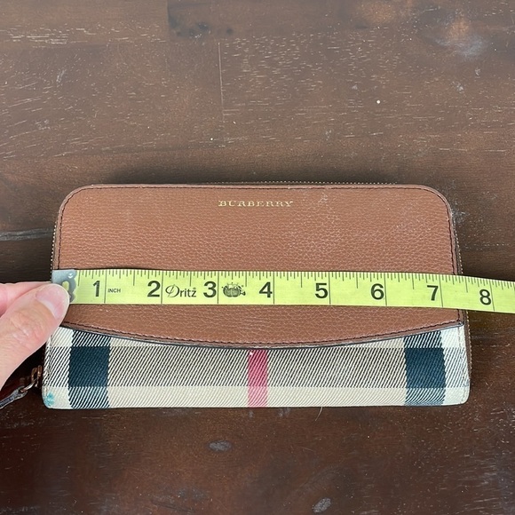 Burberry Elmore Zip Wallet Leather with Horseferry Check Canvas Brown Tan Plaid - Picture 7 of 13